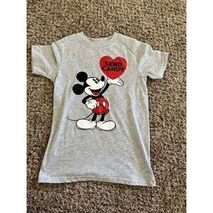 Disney Mickey Mouse "send candy" gray shirt size Medium‎